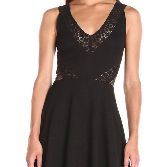 French Connection Dresses & Skirts - French Connection Dress Sheath Lace Black 2 NWT